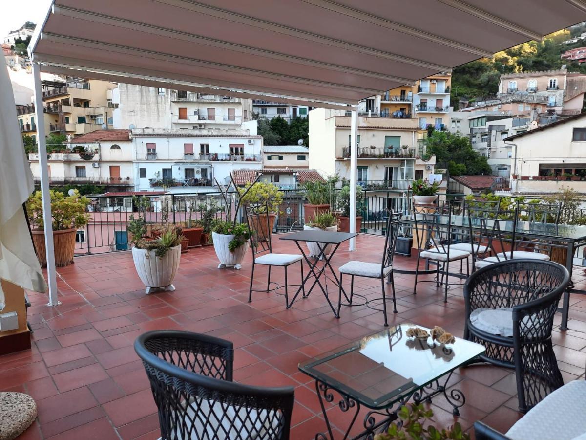 B&B Greco Home Taormina Exterior photo